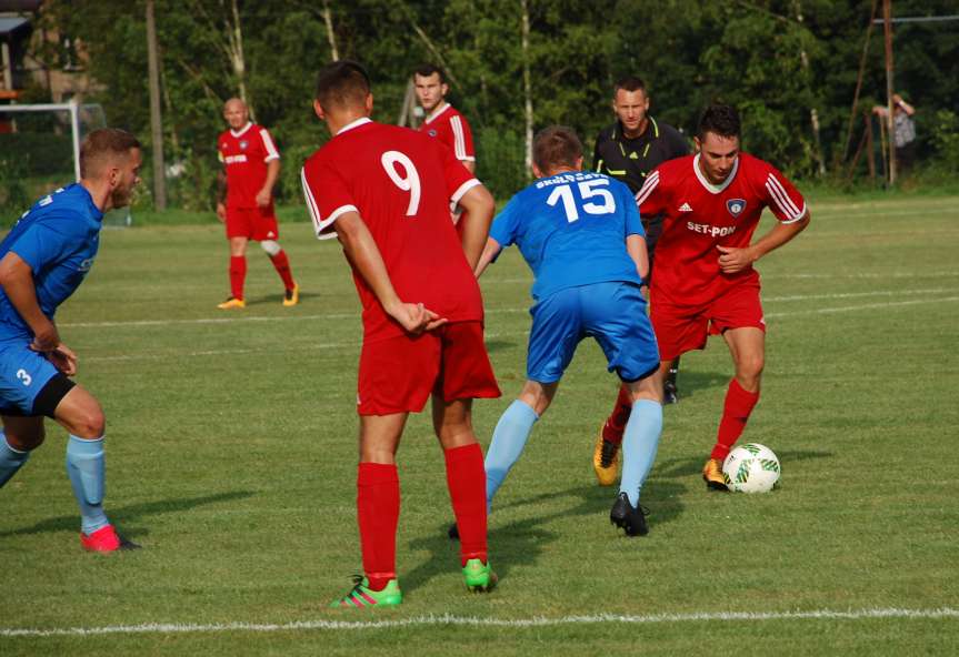 V liga krośnieńska. Mecz Tempo Nienaszów - LKS Skołyszyn 3-2