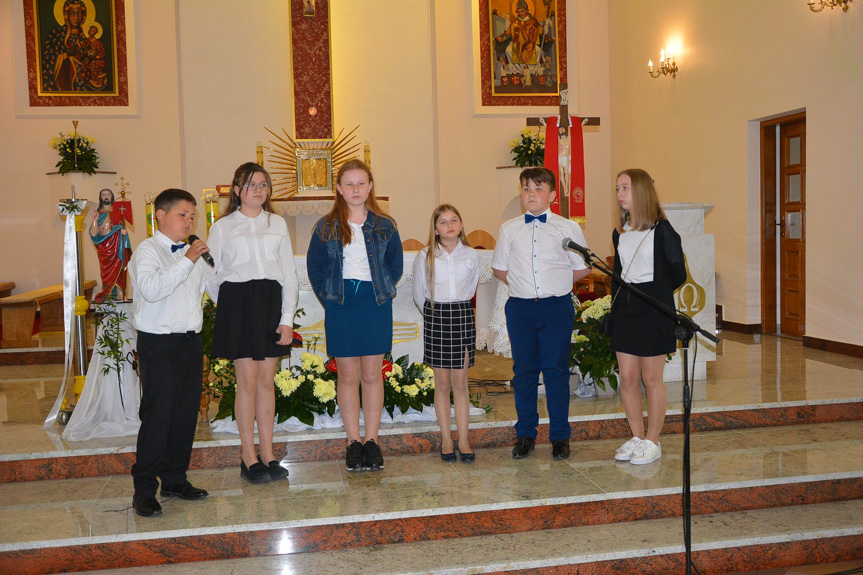 V Regionalny Przegląd Pieśni Maryjnej Ave Maria w Sieklówce