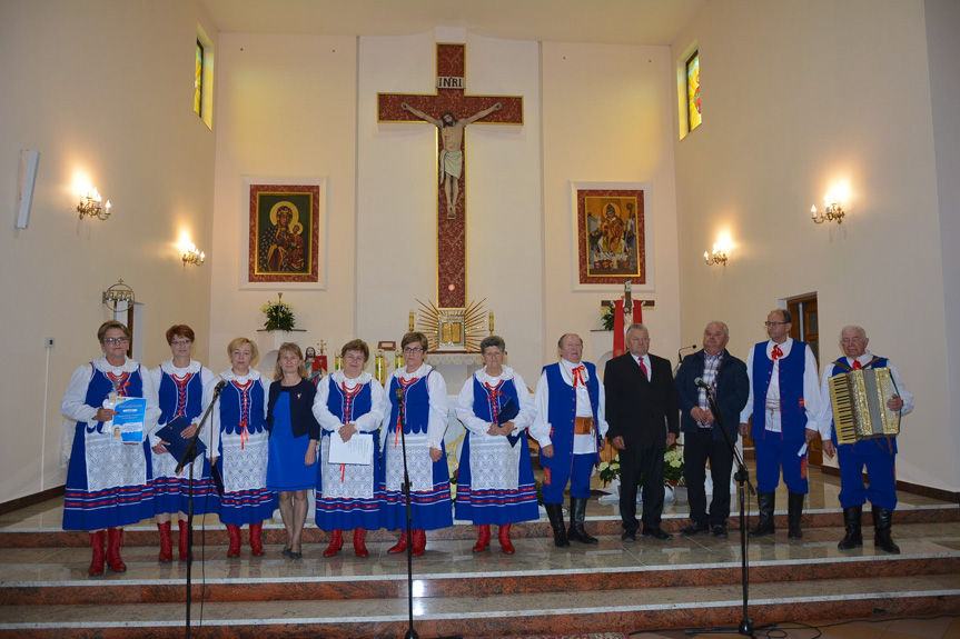 V Regionalny Przegląd Pieśni Maryjnej Ave Maria w Sieklówce