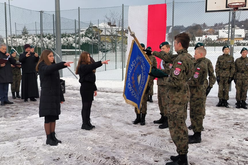 Wirtualna strzelnica w kołaczyckim liceum