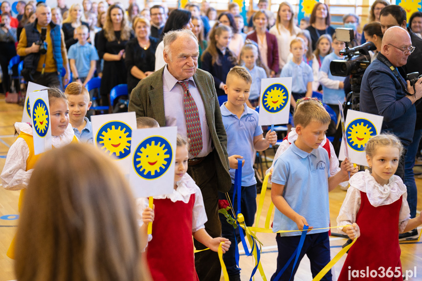 Wręczenie Orderu Uśmiechu prof. Karolowi Myśliwcowi