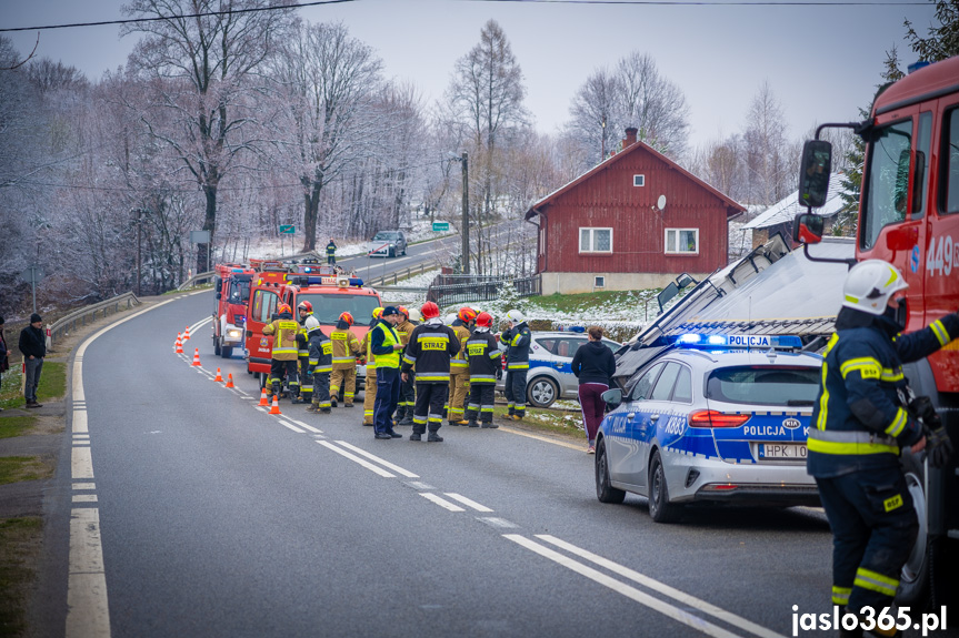 Wypadek tira w Tokach