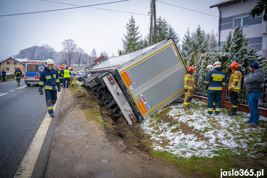 Wypadek tira w Tokach