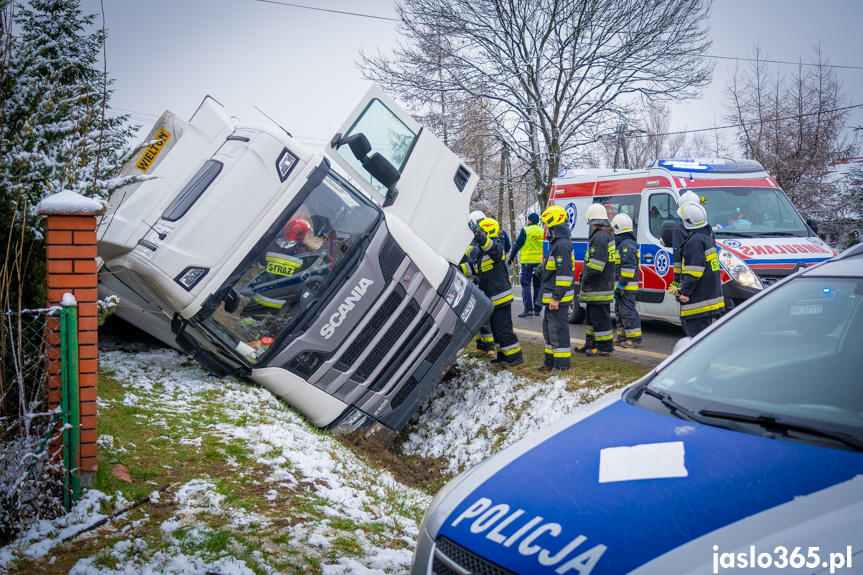 Wypadek tira w Tokach