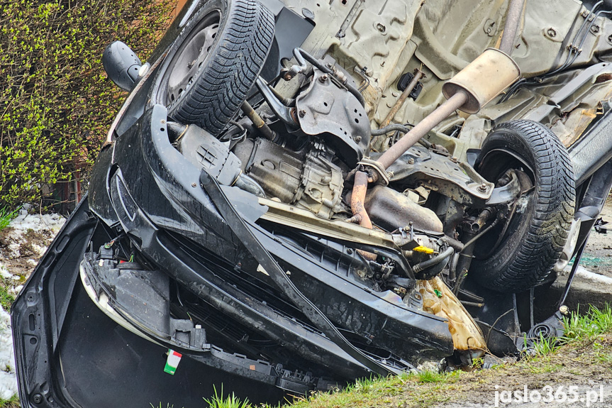 Wypadek w Dobrucowej. Jedna osoba poszkodowna