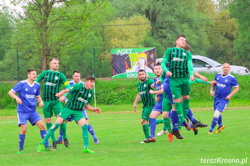 Zamczysko Odrzykoń - Tempo Nienaszów 4:1