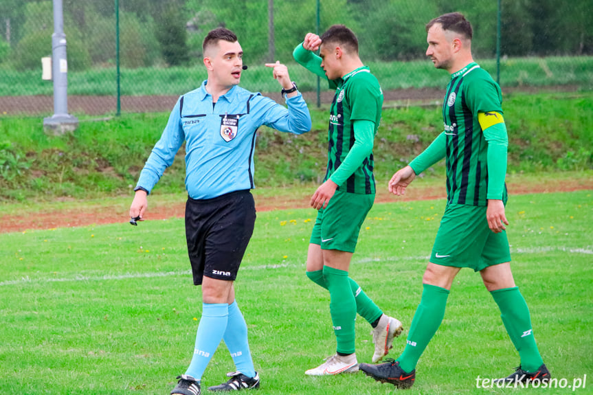 Zamczysko Odrzykoń - Tempo Nienaszów 4:1