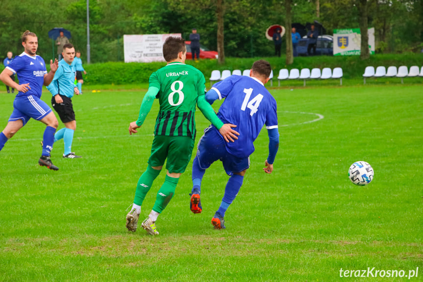 Zamczysko Odrzykoń - Tempo Nienaszów 4:1