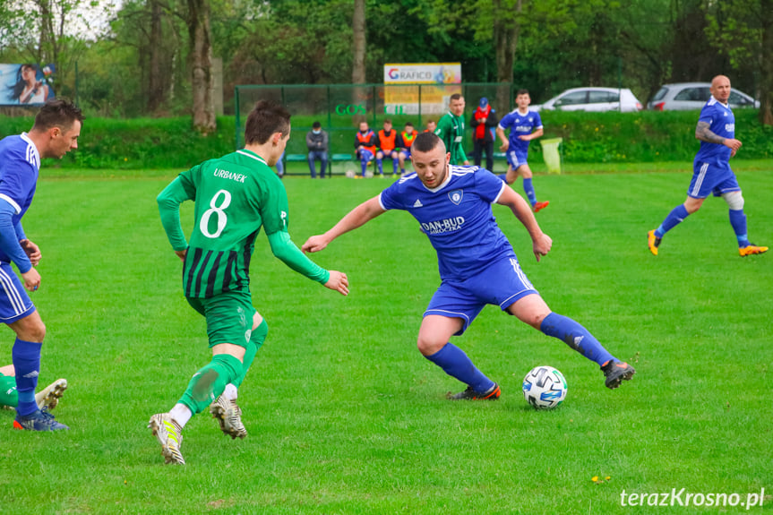 Zamczysko Odrzykoń - Tempo Nienaszów 4:1