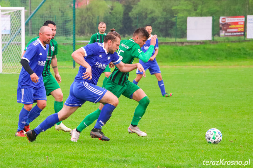 Zamczysko Odrzykoń - Tempo Nienaszów 4:1