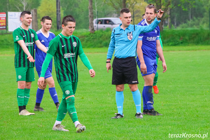 Zamczysko Odrzykoń - Tempo Nienaszów 4:1