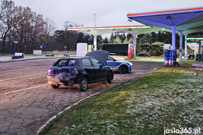 Zderzenie dwóch samochodów w Nowym Żmigrodzie