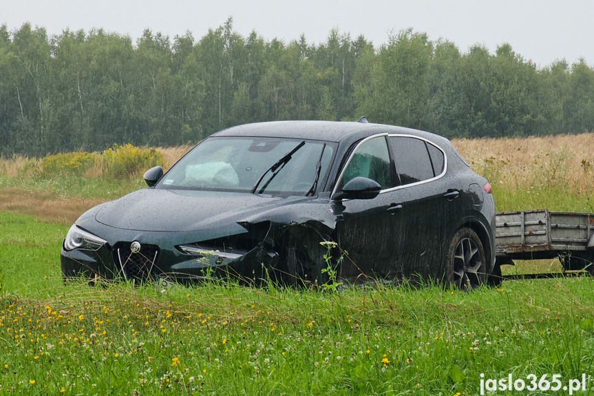 Zderzenie dwóch samochodów w Zarzeczu