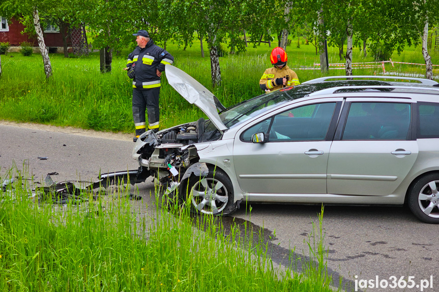 Zderzenie dwóch samochodów w Zarzeczu