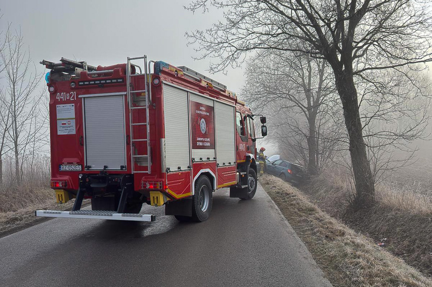 Zderzenie trzech samochodów w Czeluśnicy